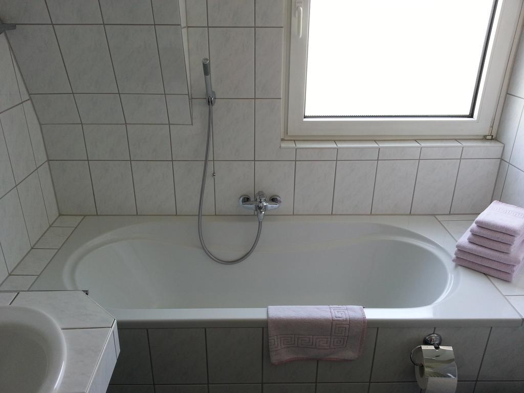 Ferienwohnung Weber-Rolinger Andernach Camera foto
