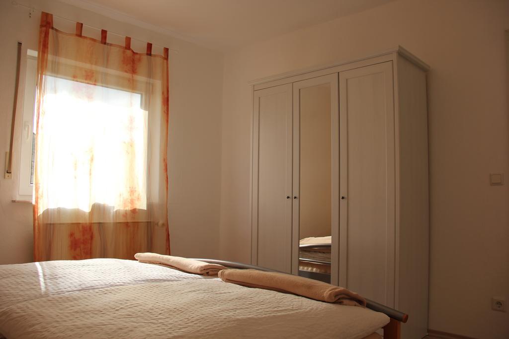 Ferienwohnung Weber-Rolinger Andernach Camera foto