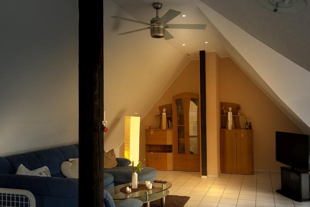 Ferienwohnung Weber-Rolinger Andernach Esterno foto